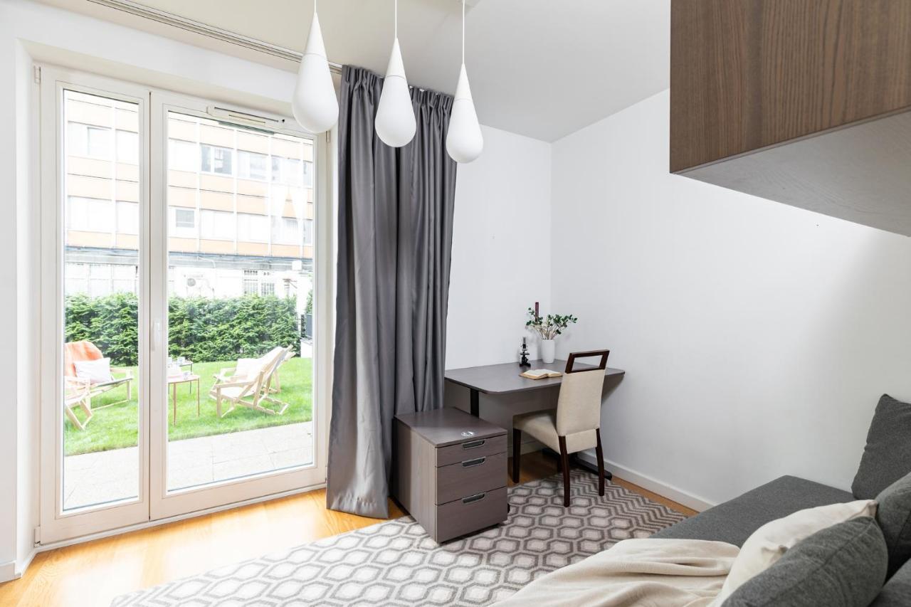 Apartament Super Bobrowiecka 11 *